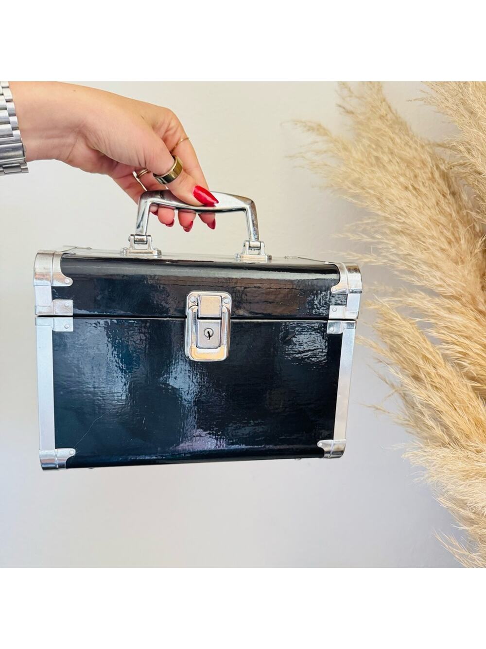 Vintage Y2k 90s Shiny Black Silver Metallic Makeup Jewelry Storage Travel Case